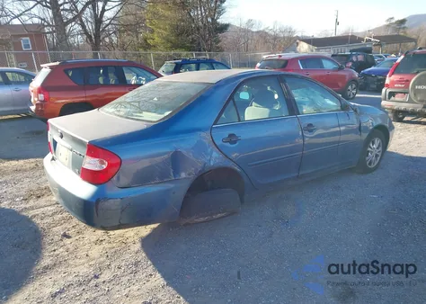 2004 Toyota Camry Le V6 z USA, uszkodzony, nr VIN 4T1BF32KX4U570105